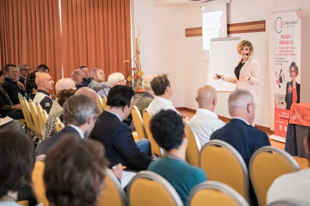 chiara alzati parlarechiaro public speaking