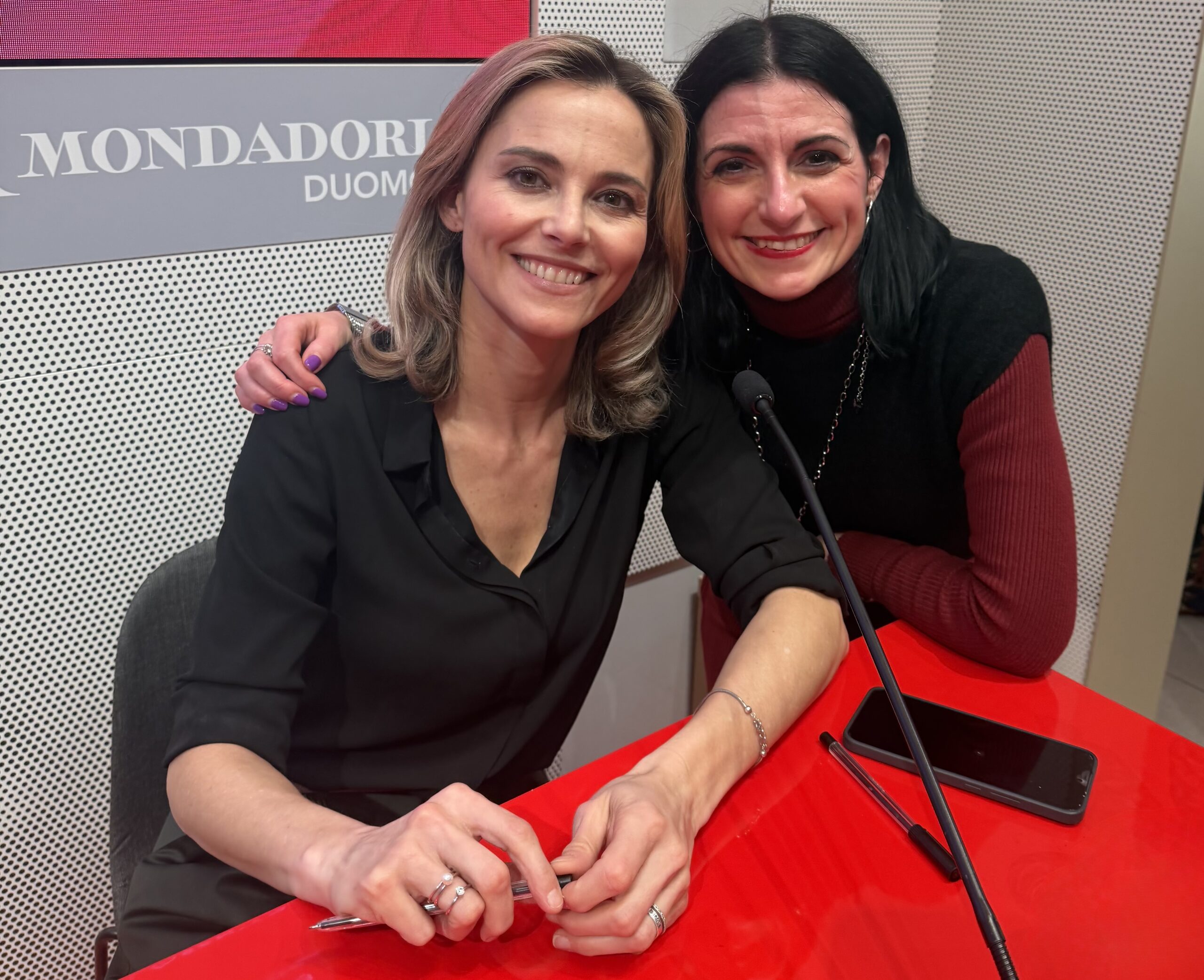 I copioni invisibili che sabotano la comunicazione al lavoro (e come imparare a trasformarli)